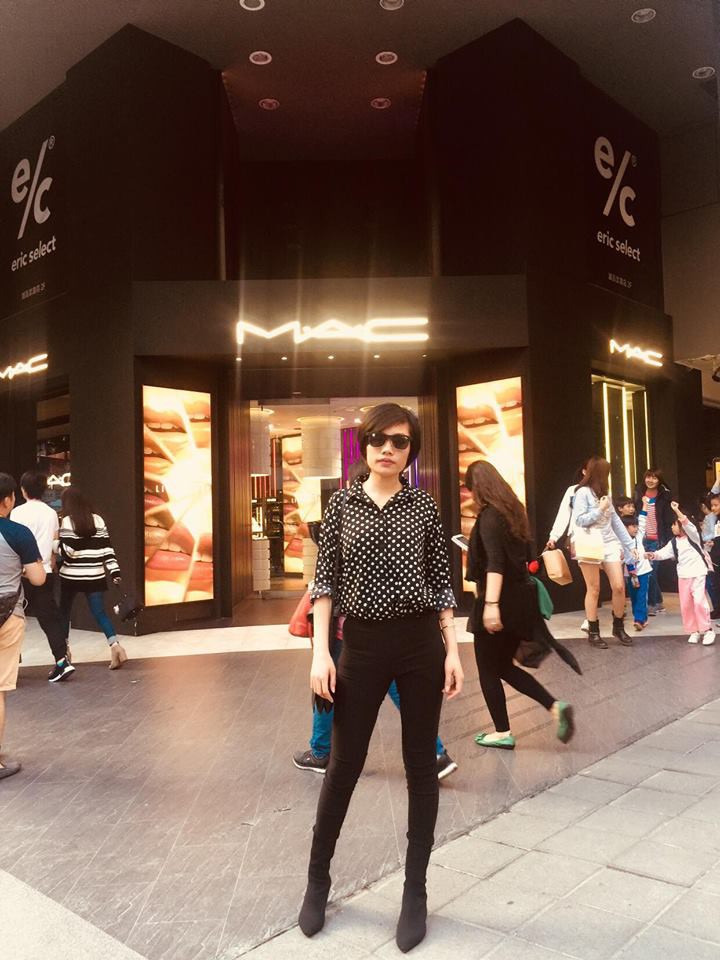 Bị chê xấu thế còn đeo khẩu trang làm gì và đây là cách cô gái đáp trả